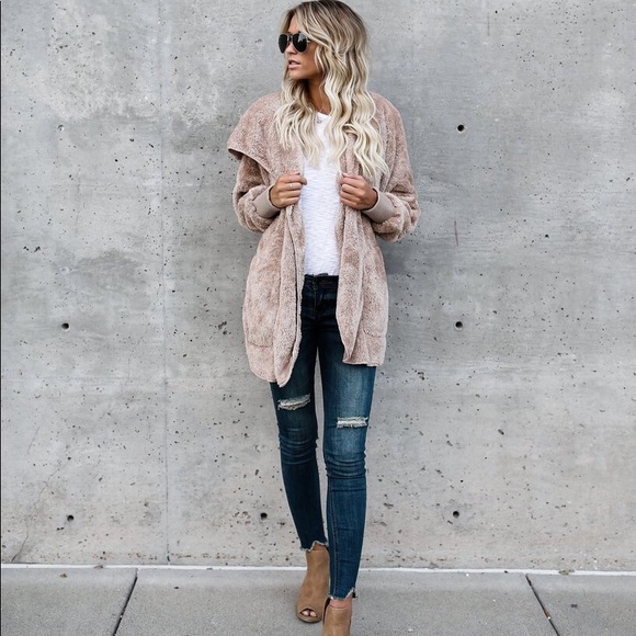 Last 1! Faux Fur Fuzzy Hooded Cardigan - Picture 4 of 8